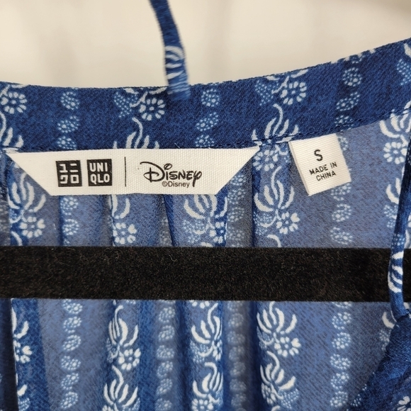 Uniqlo Disney Live Action Beauty and the Beast Blouse👚 - Picture 11 of 11